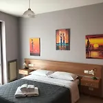Alojamento de Acomodação e Pequeno-almoço Girasole