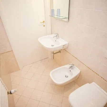 Girasole Bed and Breakfast 3*